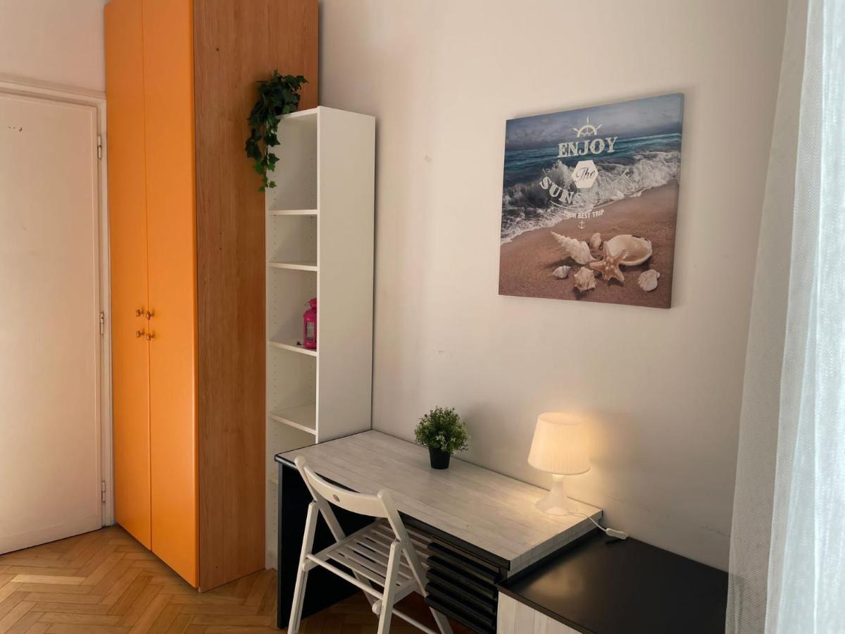 Group Apartment Roma Esterno foto